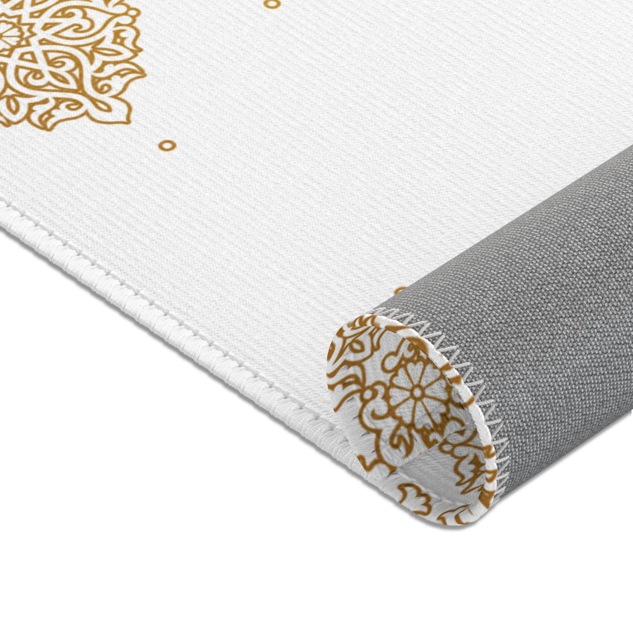 Gold Damask Pattern Area Rug | Ornate Medallion Accent Rug